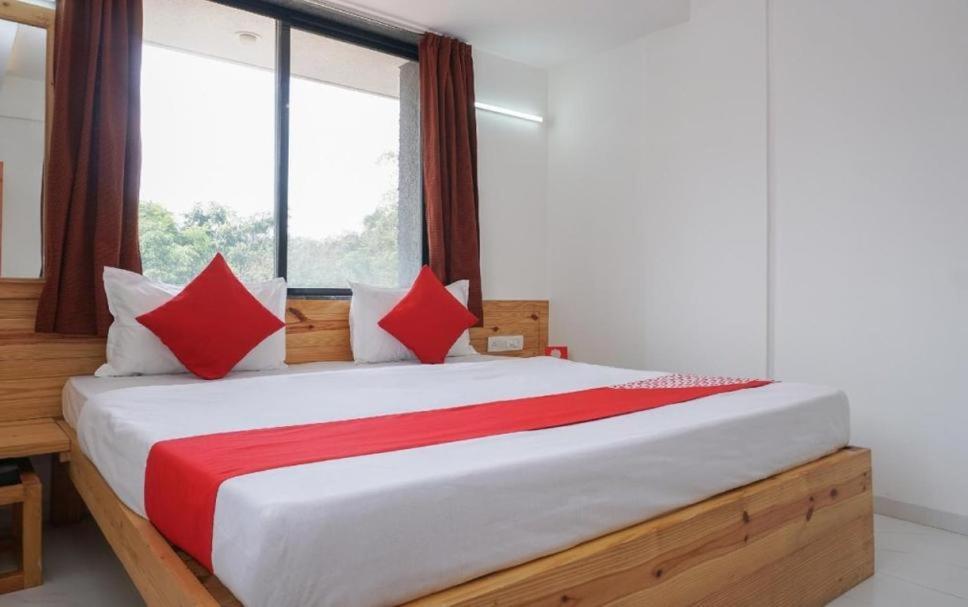 Lavish Living Villa Varanasi Exteriör bild